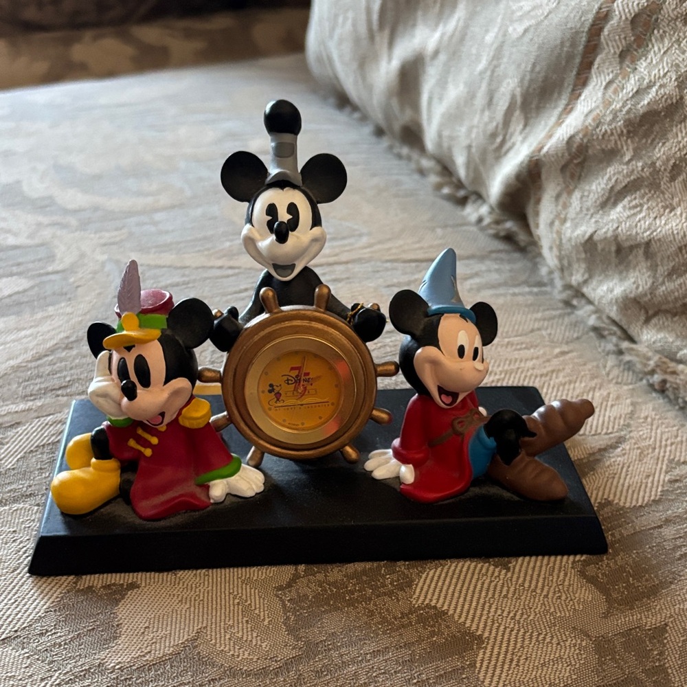 75th Year Anniversary Mickey Mouse Trio Figurine with Clock